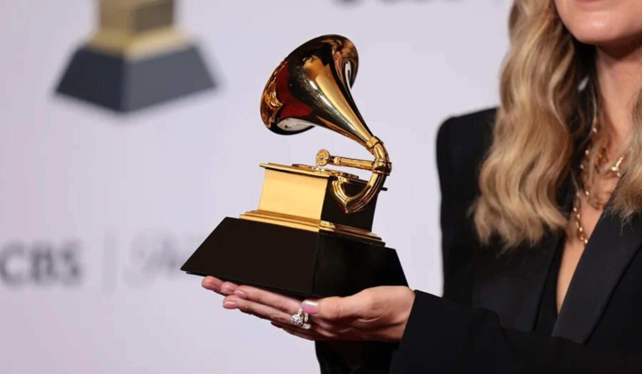 Grammy 2026 2026 Grammys: Grammy U Members Can Now Submit Music For Grammy