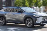 Elektroautos 2026 Lexus Teases Concept Previewing New Electric Cars Due From 2026