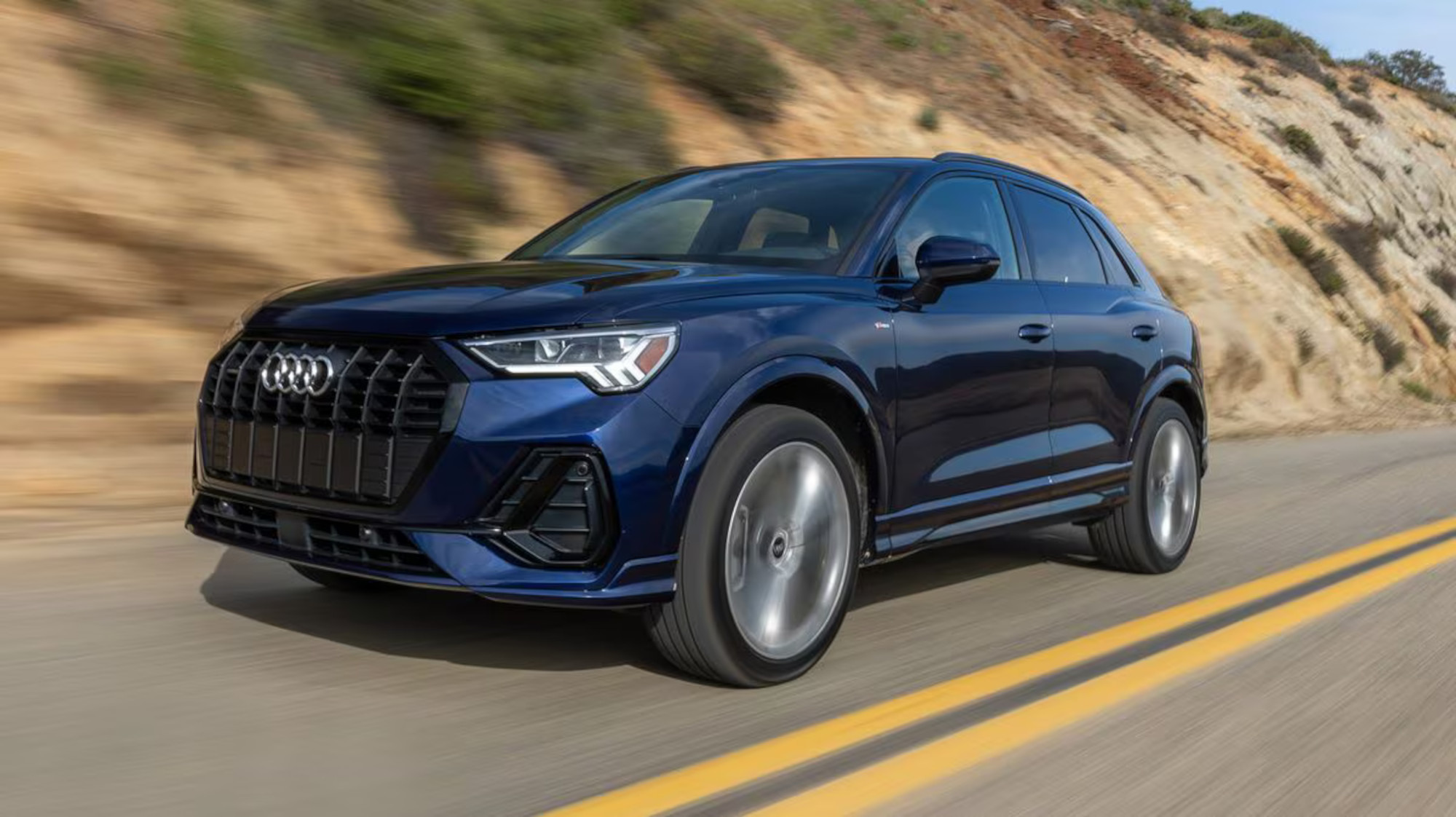  Foto zu Audi Q3 - Canada, prix, nouveautés, spécifications, photos, évaluation 