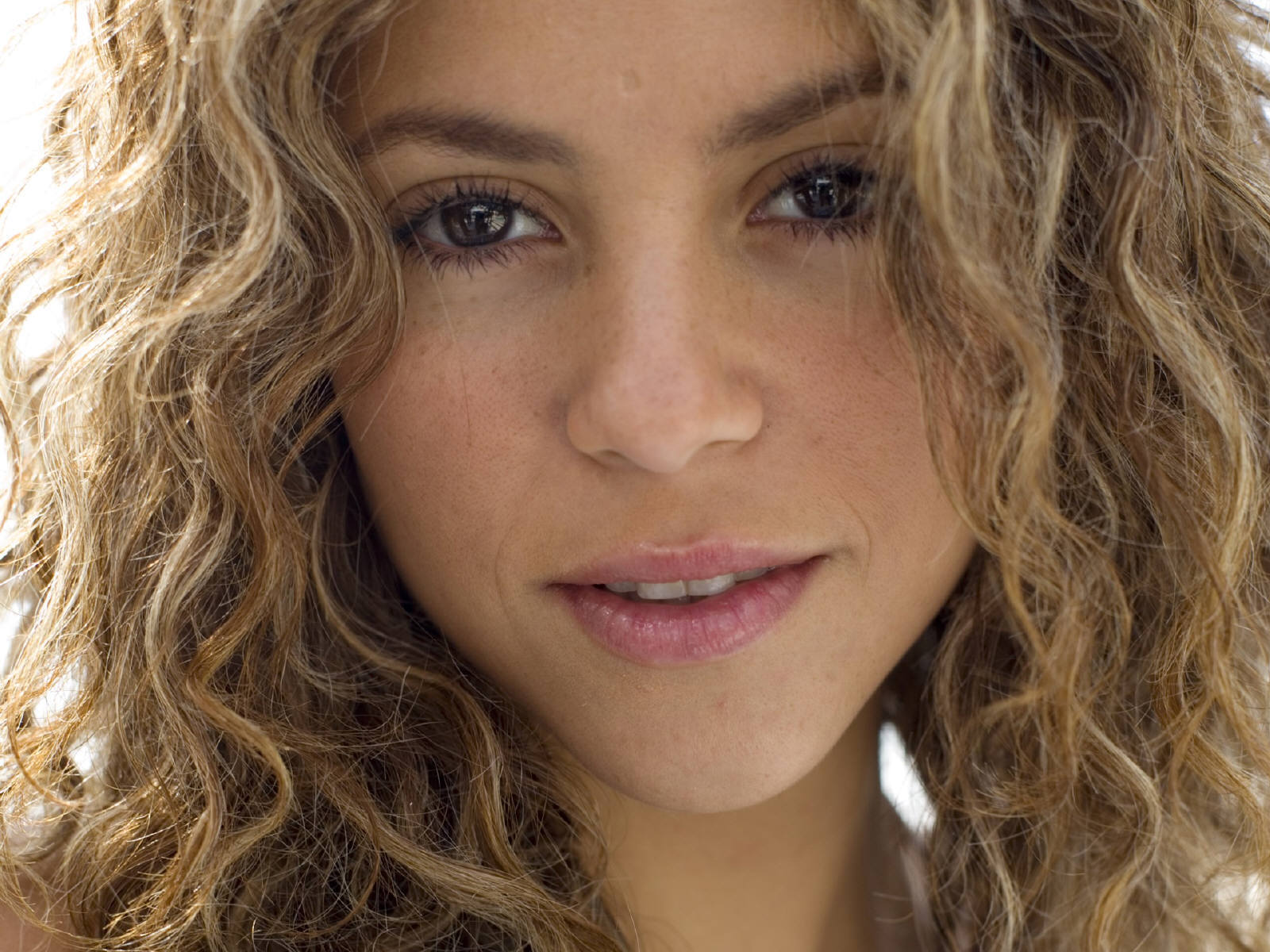 Shakira Tour Europe 2026 shakira Under Investigation For Alleged Tax Fraud