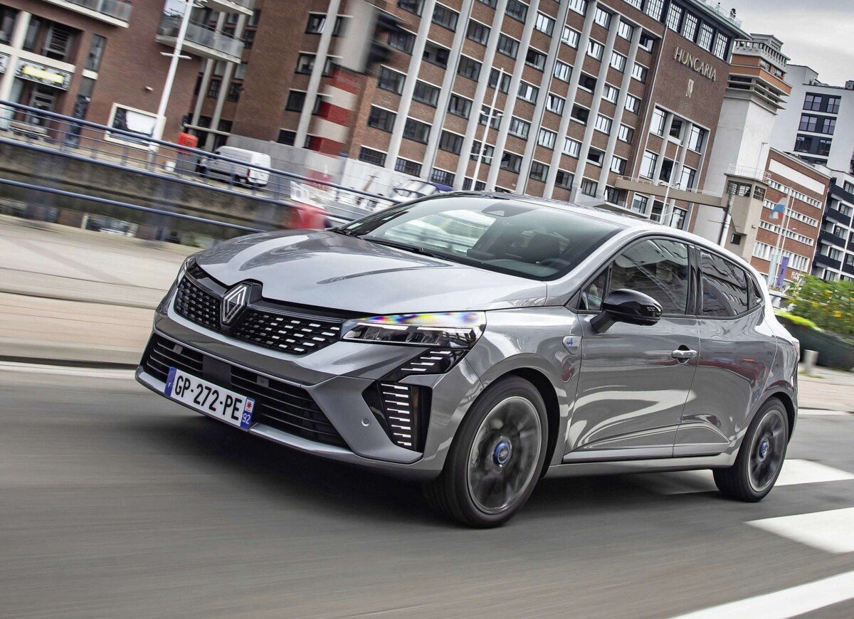  Foto zu Essai : Renault Clio restylée E-Tech Hybrid Esprit Alpine (145 ch) 