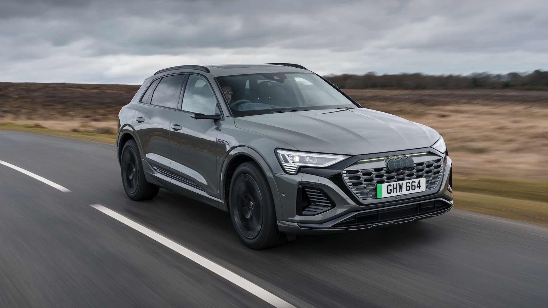  Foto zu Audi Q8 e-tron Review 2025 