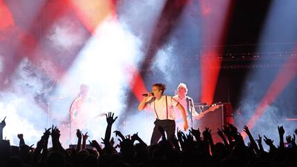  Bildergalerie: Fotos vom Kraftklub-Konzert in der Rostocker Stadthalle 