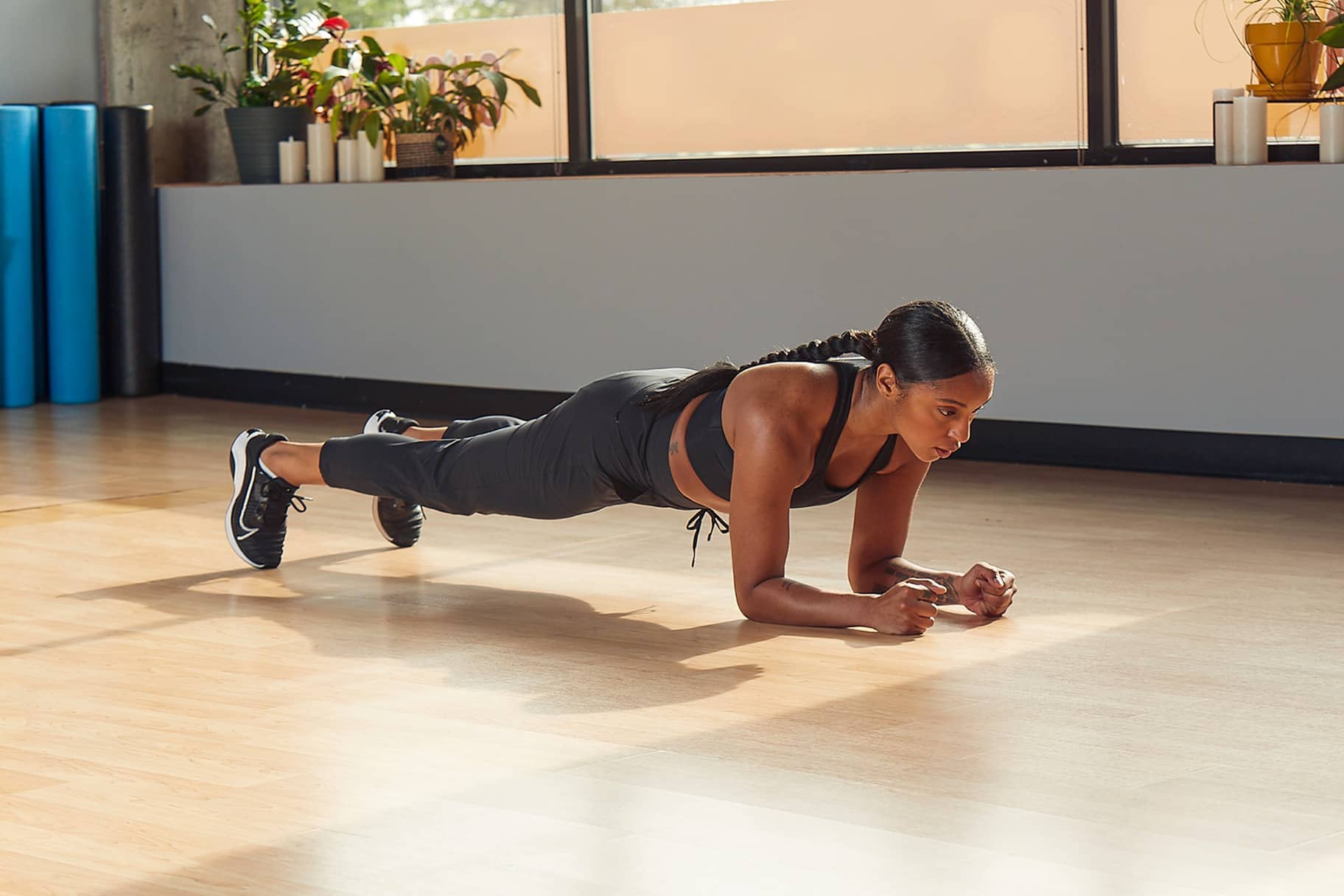  5 Trainer-approved Upper Ab Workouts for a Strong Core 