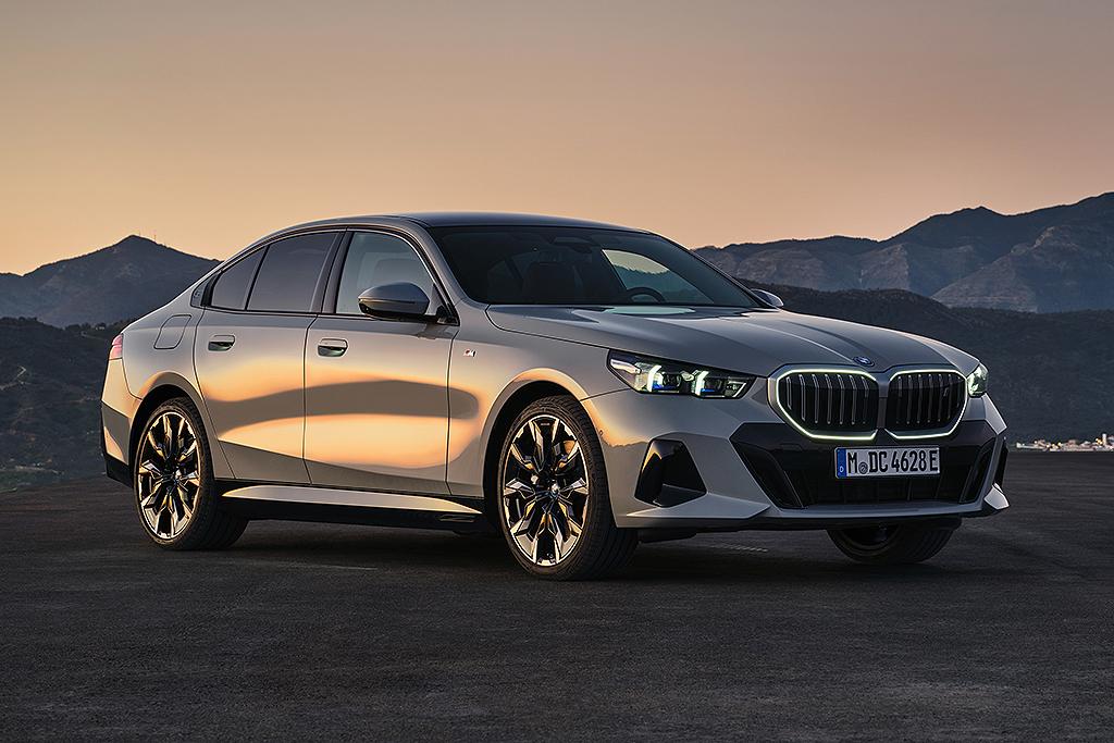  All-new 2024 BMW 5 Series revealed - carsales.com.au Motiv 