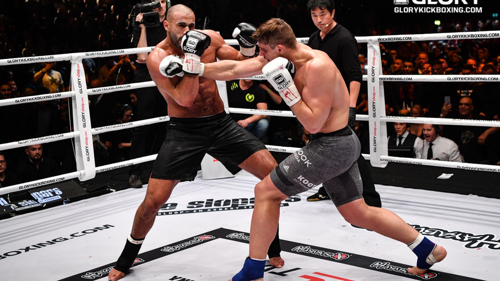 Badr Hari Mma Fighter Badr Portier Fighter Betaalde Mishandelde Martial Kickboxer Novum