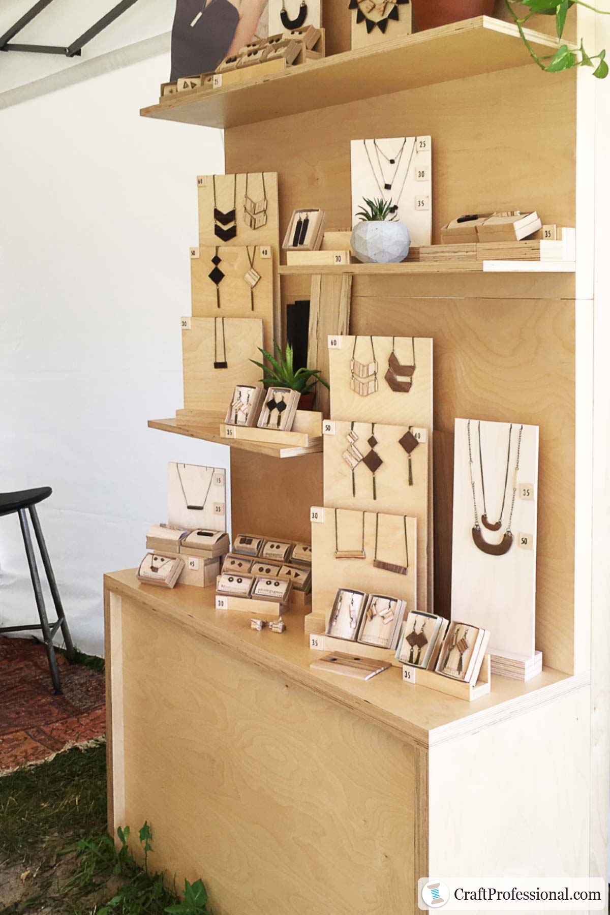 Booth Pop Up Shop Ideas Neo-utility Pop Up Shop