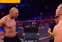 Wwe Raw Lavar Ball Lavar Ball Appeared On Wwe Raw To Go Shirtless And Talk Smack To The