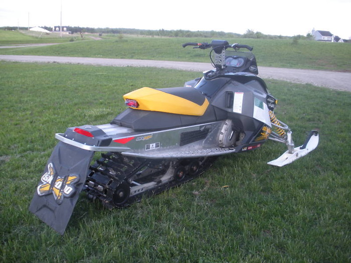 Ski-doo 600rs 2024 Ski-doo Mxz X-rs W/ Competition Package 600r E-tec Ripsaw Ii 2-ply