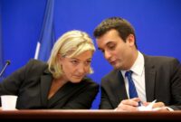 Charlie Hebdo Marine Le Pen Pen Charlie Hebdo Impasse Erreur Commis Elle Janvier Siège