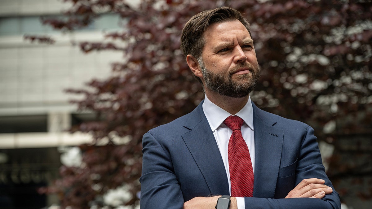 J D Vance In Marine Uniform Republican J.d. Vance Confronted On Wanting To Fire 'every Civil