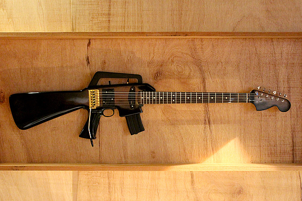 16e Guitar Talaria Sting R Mx4