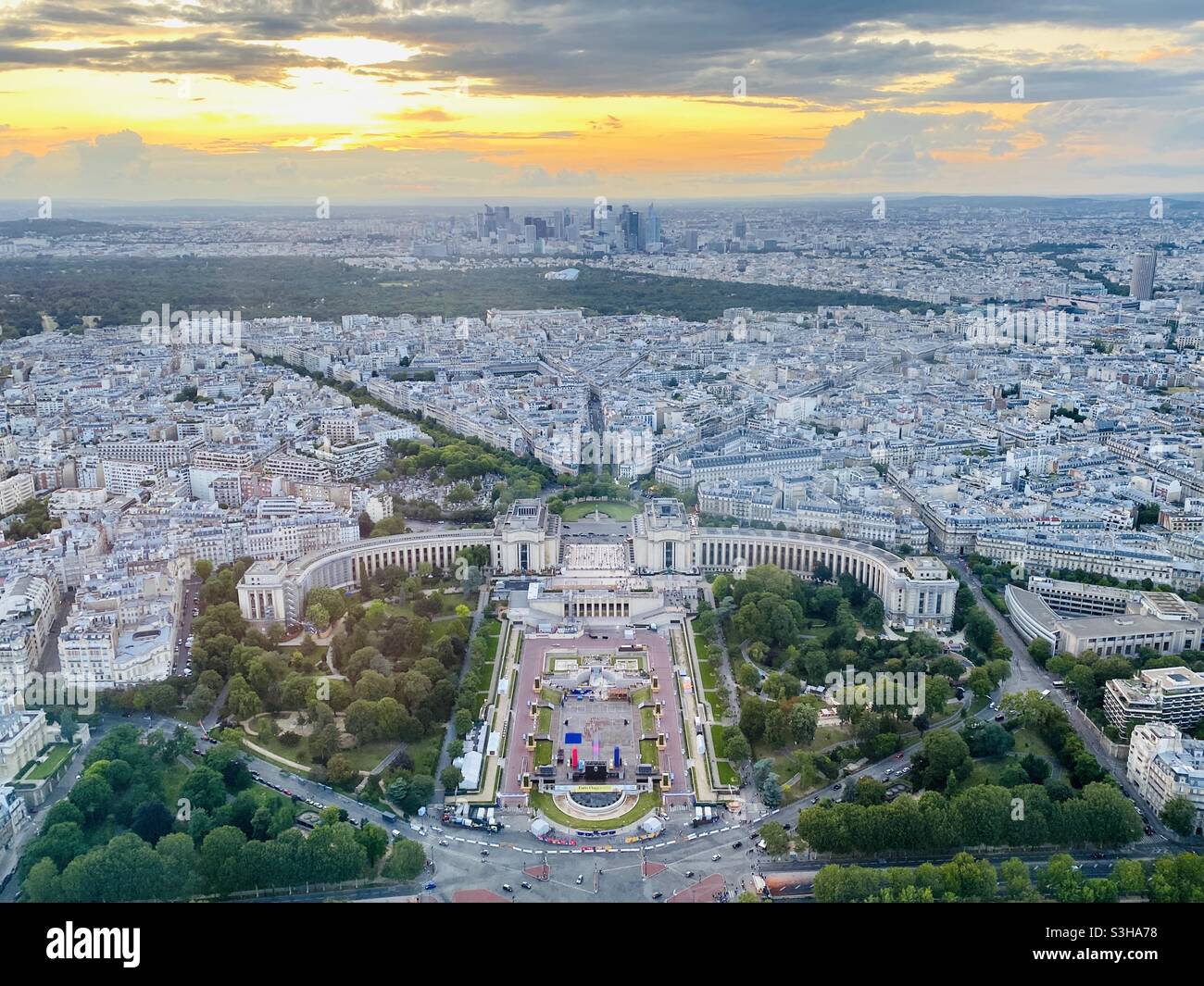 Plan Paris 16e Paris 16e Arrondissement Hi-res Stock Photography And Images