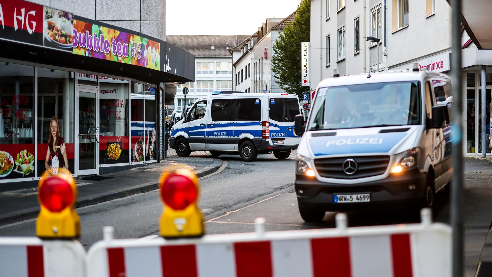 Anschlag Solingen Täter Solingen Anschlag: Polizei Sucht Hinweise Von Zeugen