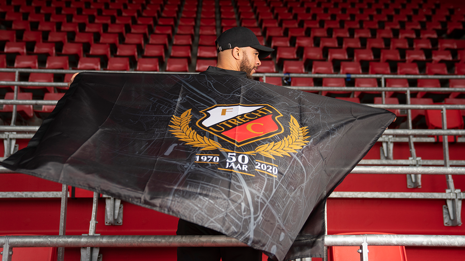 Vlag Fc Utrecht Fc Utrecht Vlag Zwart Groot Jubileum