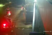 Sunny Dibor Criminal Dijenguk Pengacaranya, Ammar Zoni Nangis
