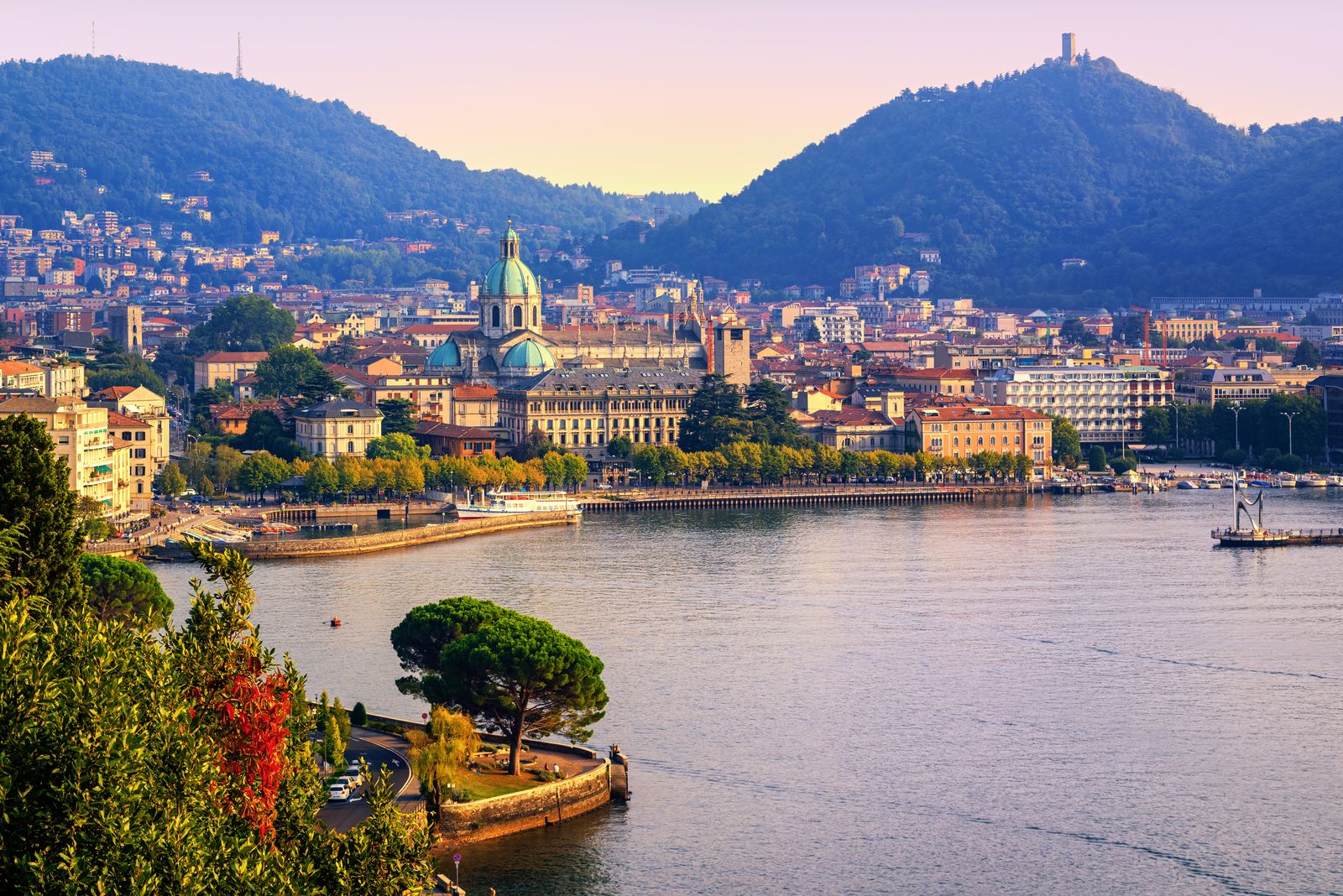  Foto zu Small Group Milan Day Trips: Lake Como Boat Tour & Bellagio 