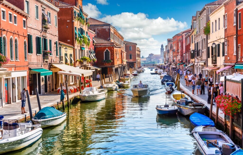  Foto zu Tourist places to visit in Italy 