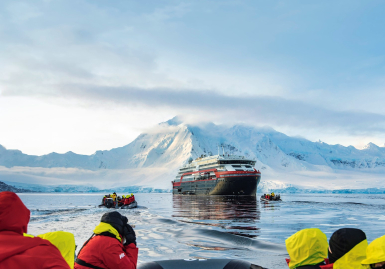  Foto zu HX Hurtigruten Expeditions präsentiert Katalog für 2026/27 » news 