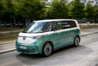 Vw Bestätigt Vollelektrisches Suv Id 2x Für 2026 The Camper Bus Is Back – vw Id. Buzz Stretches To American Proportions