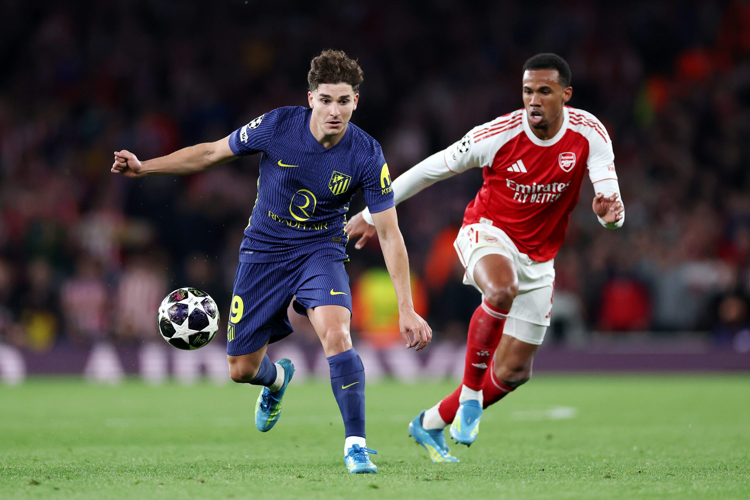  Hands Off Viktor Gyokeres: Arsenal warned against blockbuster Julian Motiv 