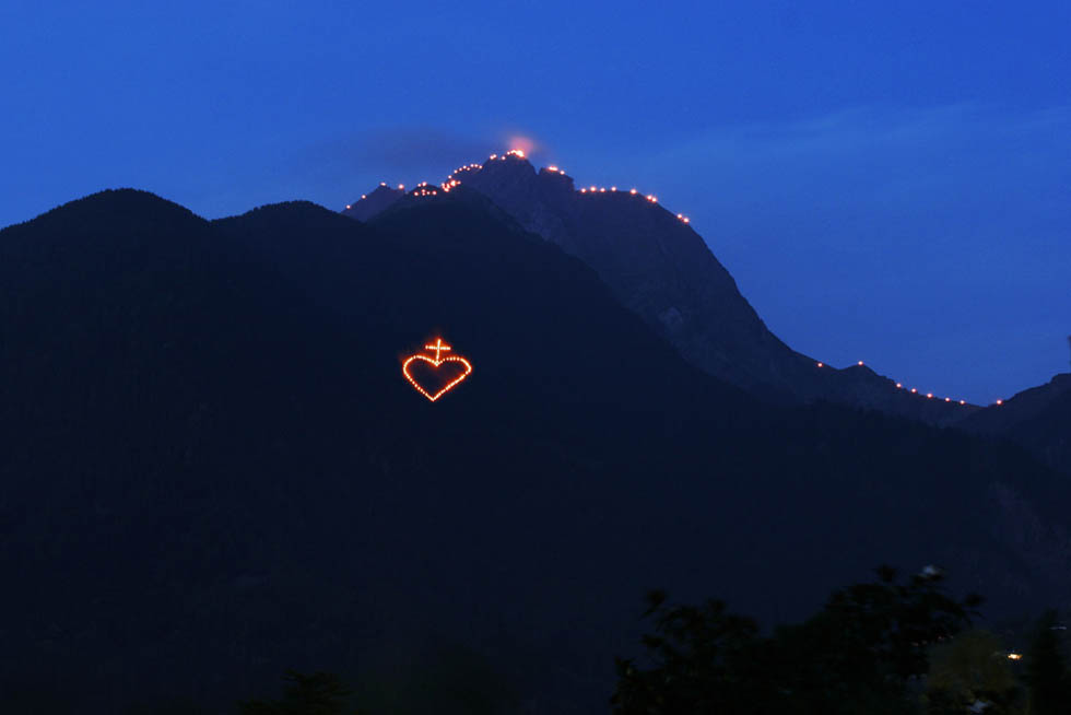 Herz Jesu Feuer 2026 herz jesu feuer 2023