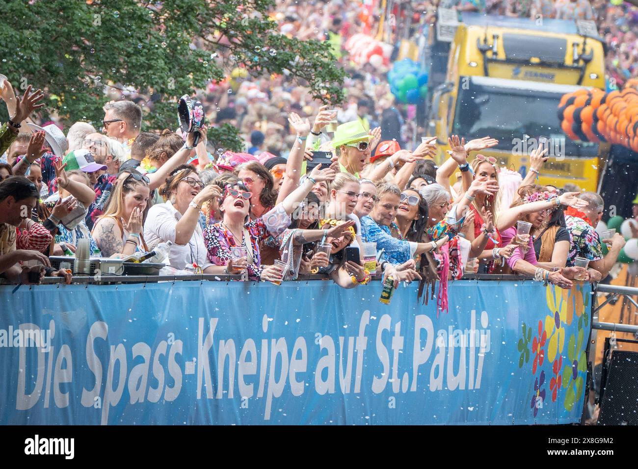  Schlagermove 2024 in Hamburg Schlagermove 2024 in Hamburg, Hamburg Illustration 