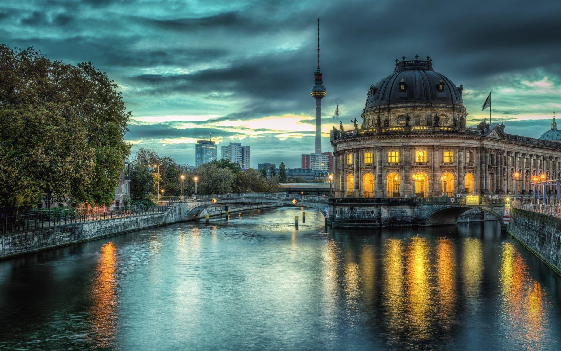  Berlin Wallpapers - Top Những Hình Ảnh Đẹp Motiv 