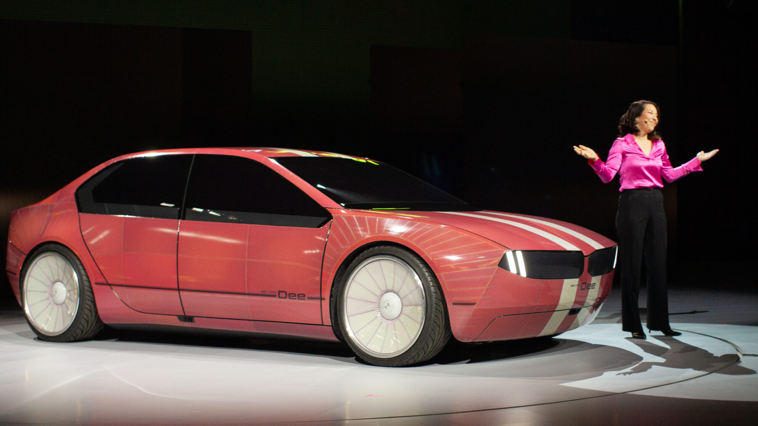  Foto zu 2026 BMW 3 Series/i3 EV: What to Know About the 3er’s Electric Makeover 