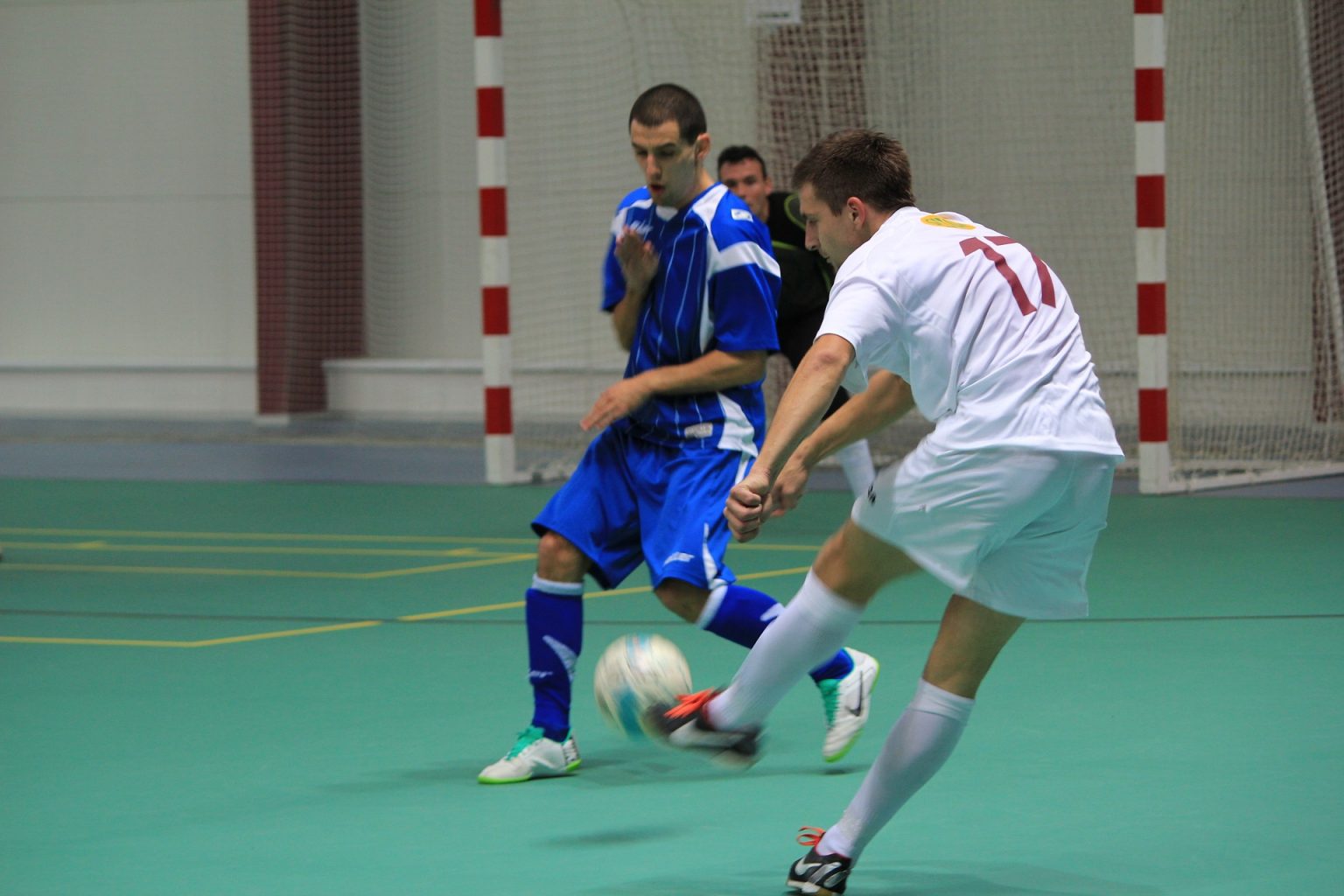  5 Futsal Passing Drills to Destroy Your Opponents Indoor - Abiprod Motiv 