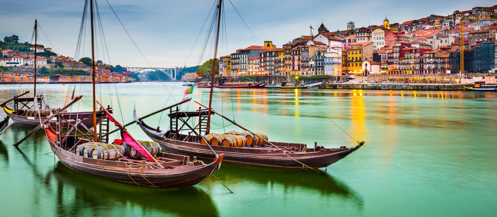  Mainland Portugal: Landscapes and Heritage 