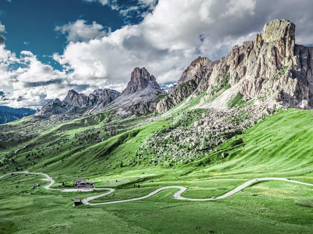  DRIVING IN THE DOLOMITES – 11 Tips for Navigating Italy’s Mountain 