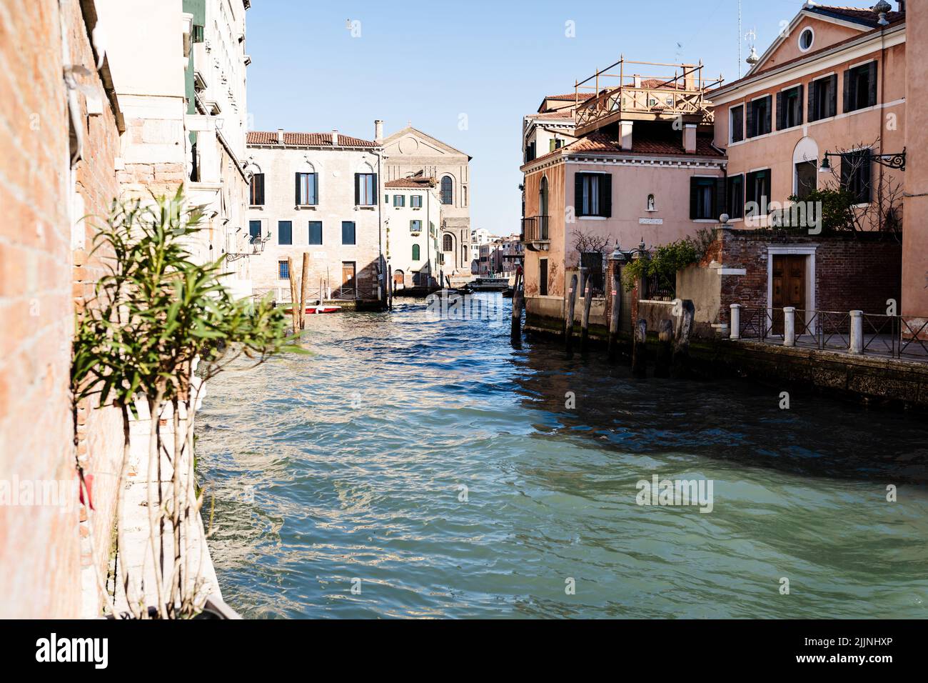  Foto zu Natural water canal hi-res stock photography and images - Alamy 