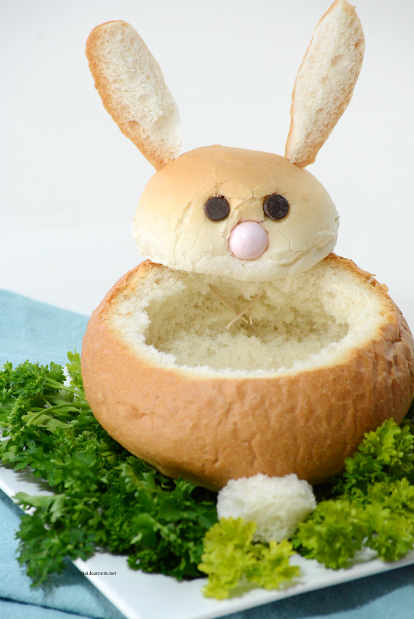  Easter Dinner Ideas: Easter Bunny Bread Bowls Motiv 