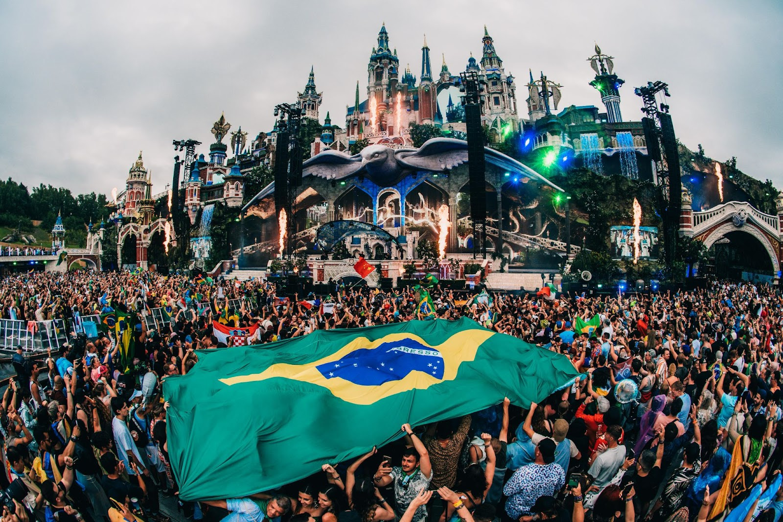  Tomorrowland completa 20 anos: conheça os palco deste ano Illustration 
