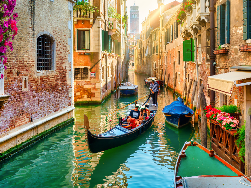  These 7 Cities That Prove Italy Really Is the Most Beautiful Country on Illustration 