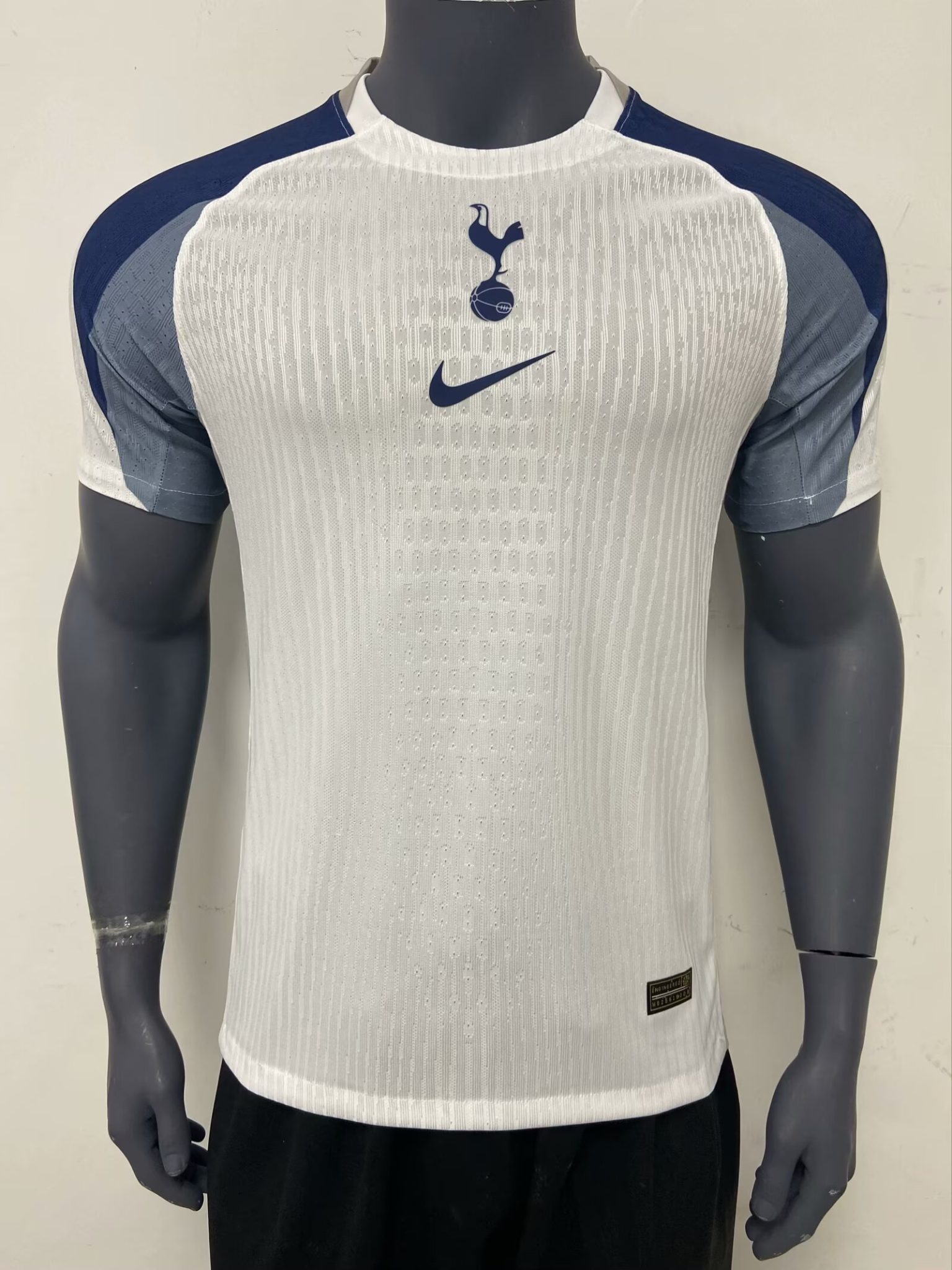  Les maillots de football 2025/2026 en images : tendances, prévisions et Motiv 