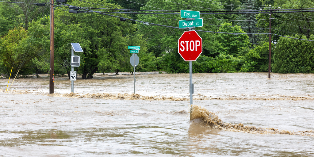  Climate change impacts costing US $150 billion a year, government Motiv 