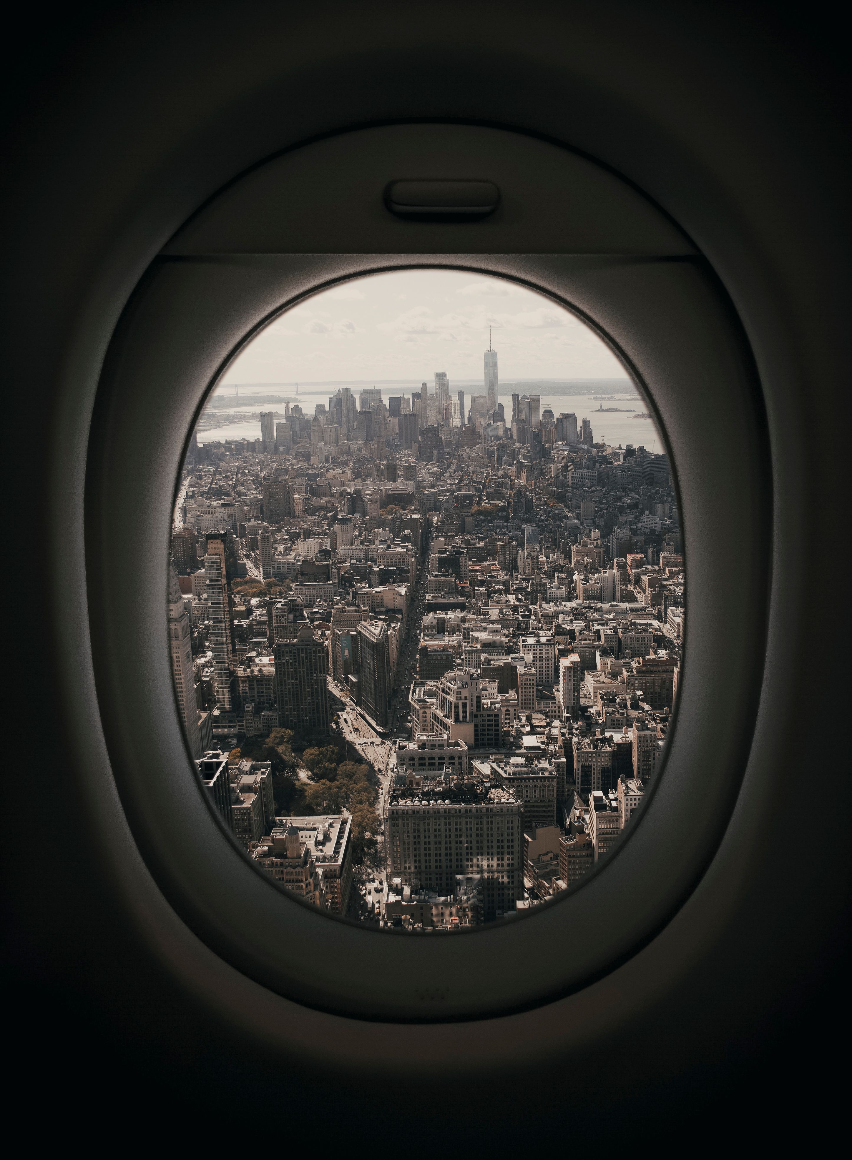  Airplane Window · Free Stock Photo Motiv 
