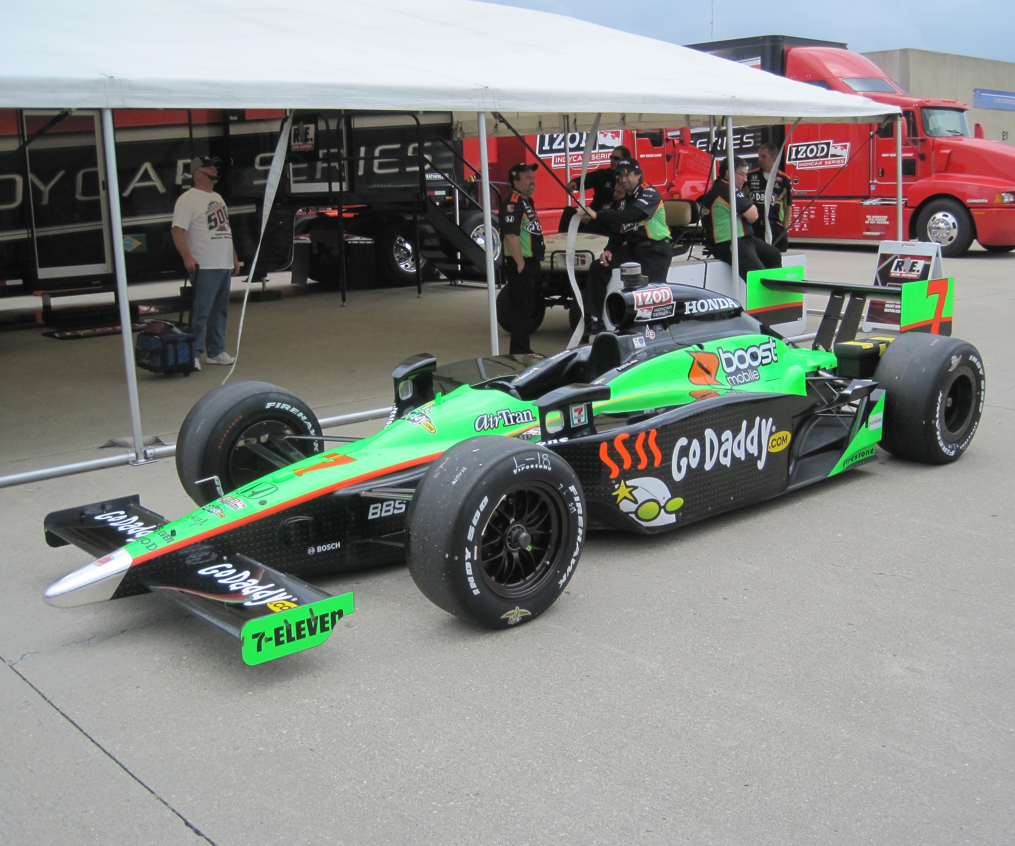  File:Danica Patrick Car 2010 Indy 500 Practice Day 7.JPG - Wikipedia Bildidee 