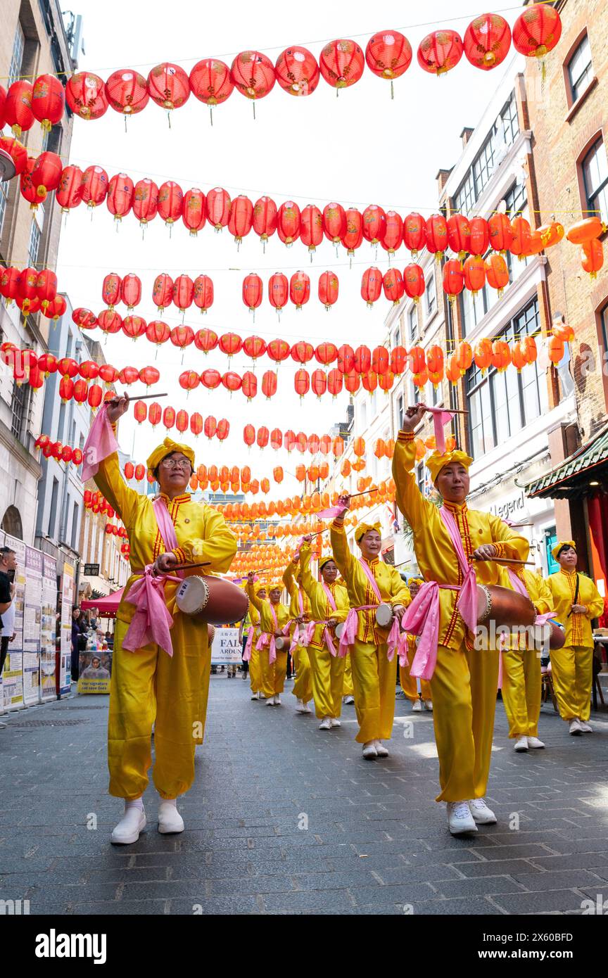  London, UK. 11 May 2024. People belonging to the Falun Gong religious Bildidee 