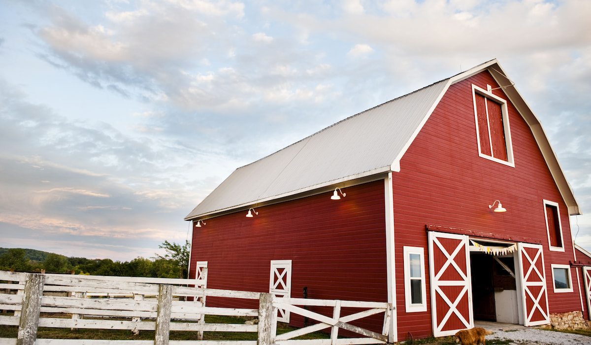  13 Types of Farm Buildings - Farmhouse Guide 