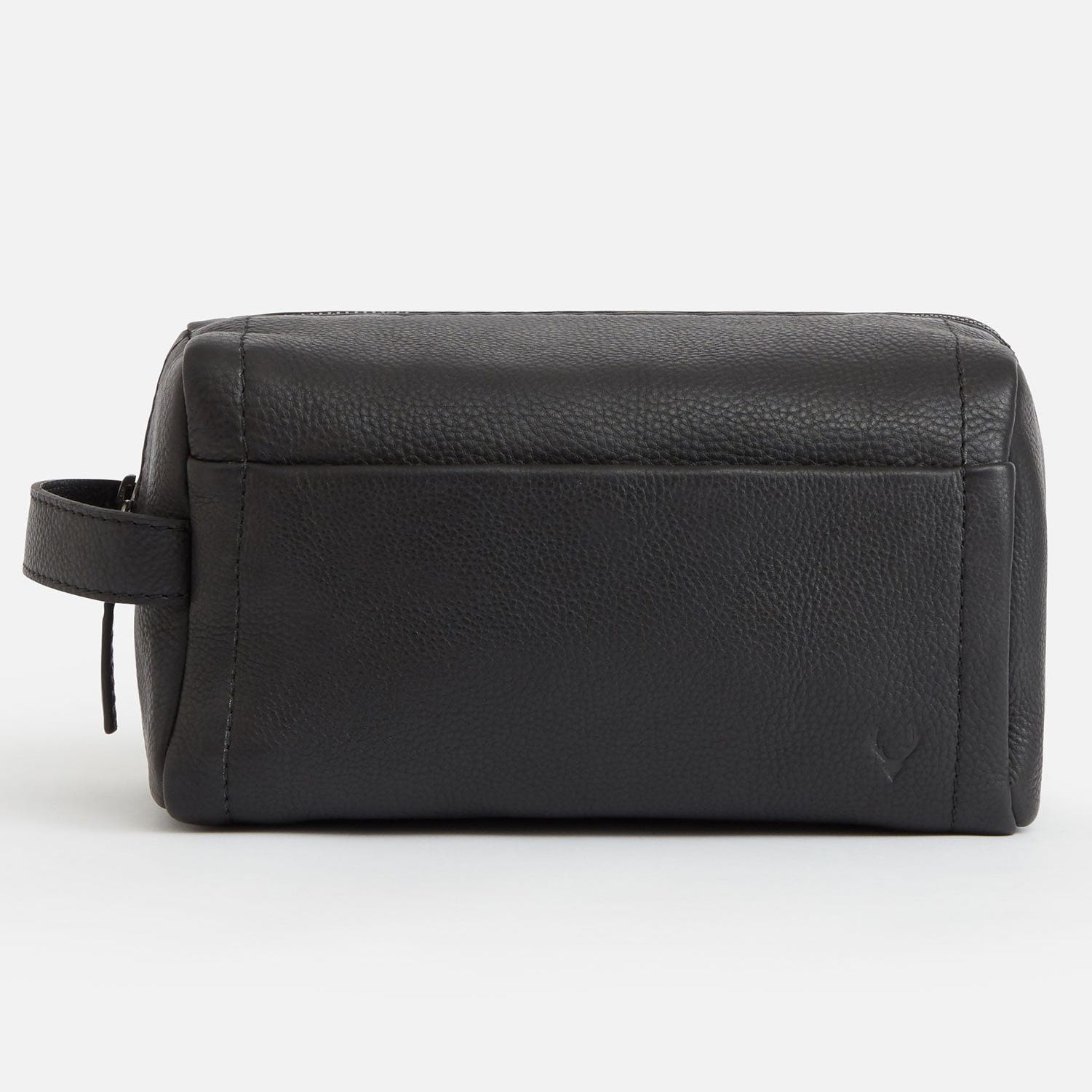  Foto zu 15 stylish travel toiletry bags to pack for your next trip 