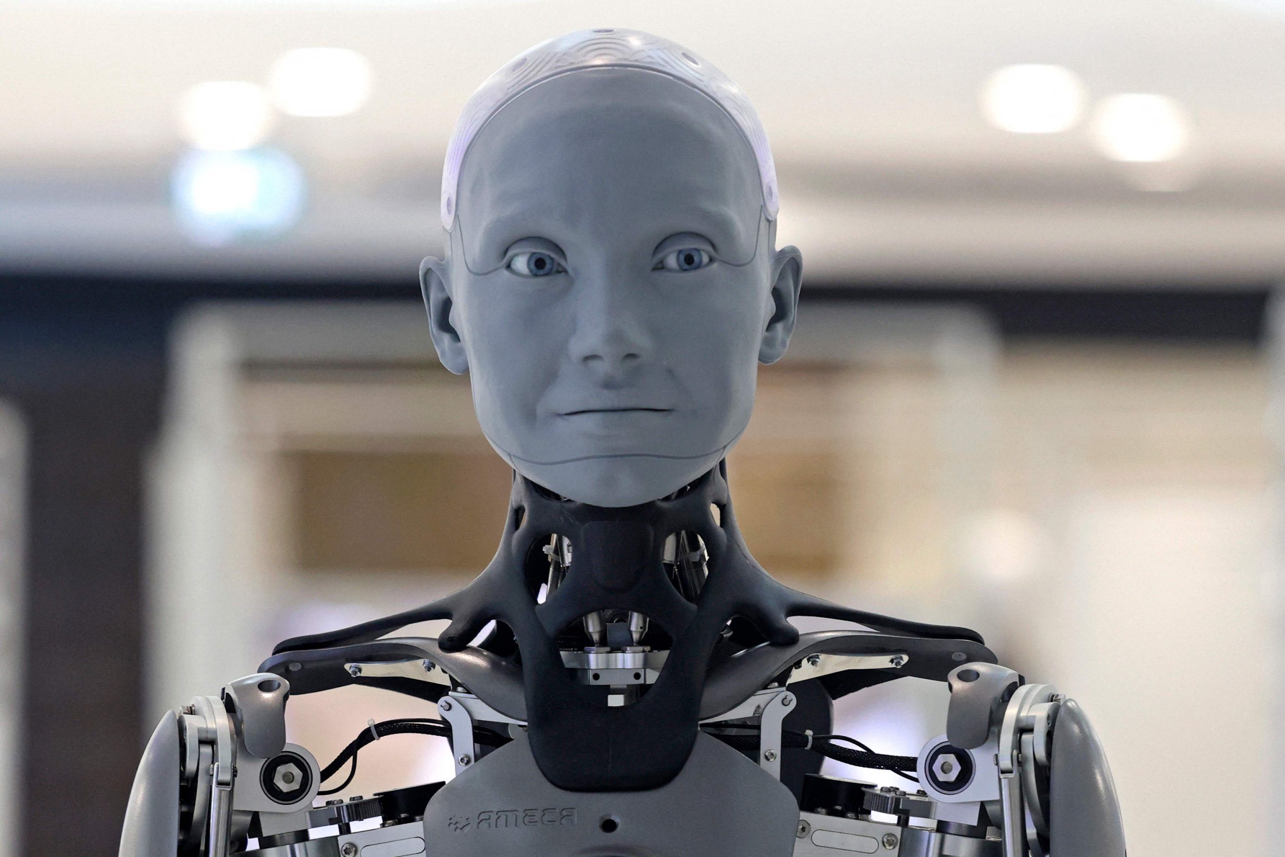 Most 'advanced' humanoid robot in world will have working legs within